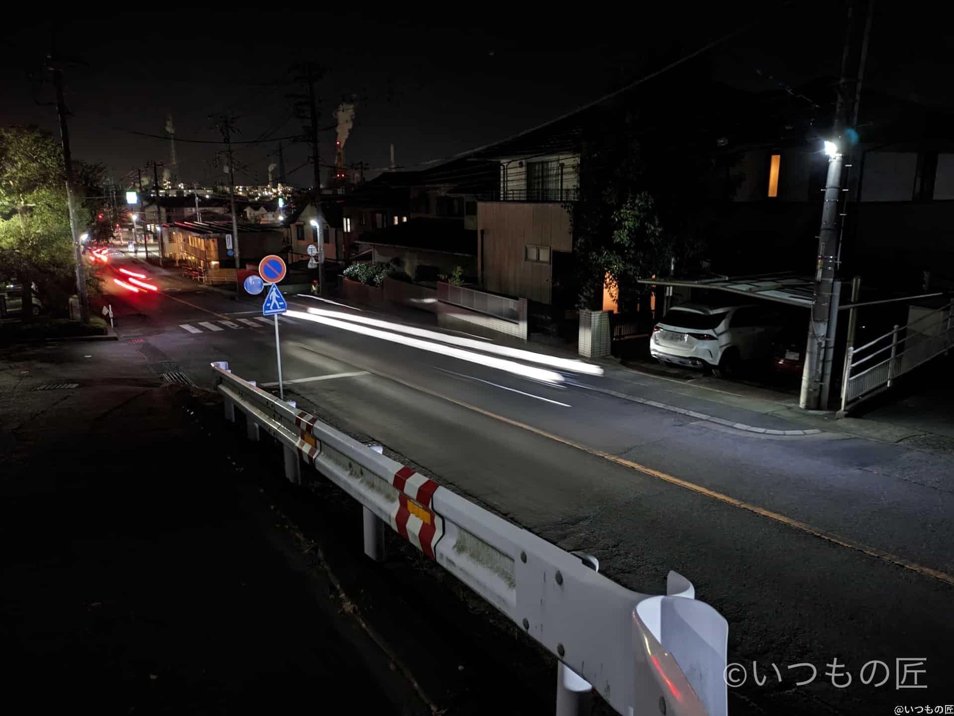 google-pixel-7a-photo-exposure-2 | モバイル比較レビュー.jp 長時間露光撮影 車のライトの軌跡-2
