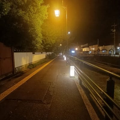 oppo reno11 a カメラで夜間撮影した写真 | モバイル比較レビュー.jp OPPO Reno11 A カメラ OPPO Reno11 Aで夜間撮影した写真