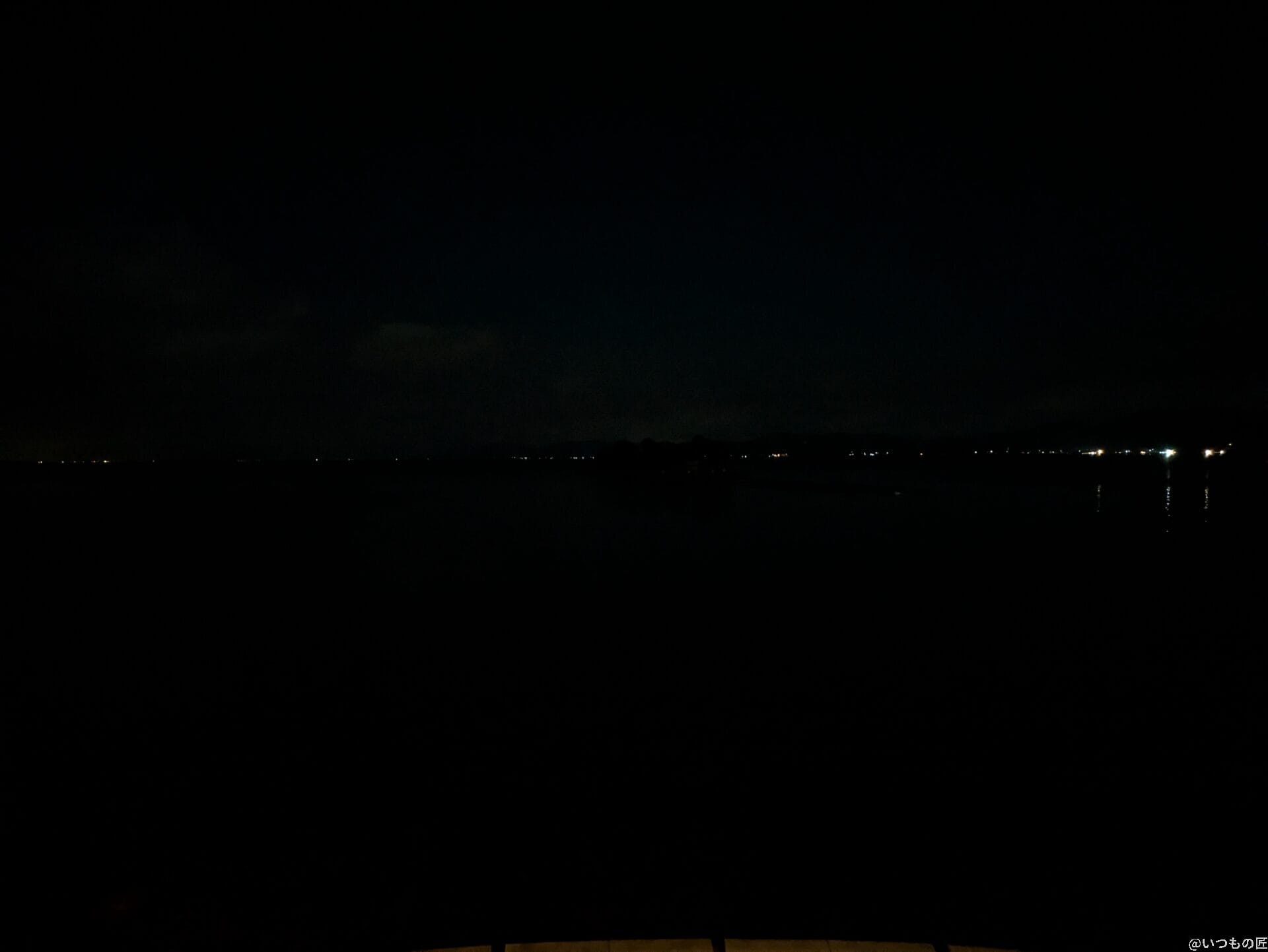 Google Pixel 8a カメラ
Google Pixel 8aの通常モードで夜間撮影した写真