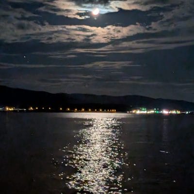 Google Pixel 9 Pro Fold カメラ
Google Pixel 9 Pro Fold の通常モードで撮影した夜景写真