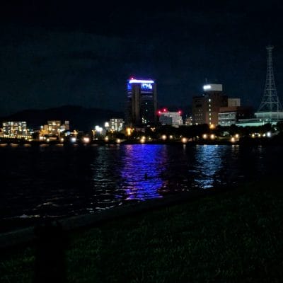 Google Pixel 9 Pro Fold カメラ
Google Pixel 9 Pro Foldの通常モードでズーム撮影した夜景写真
