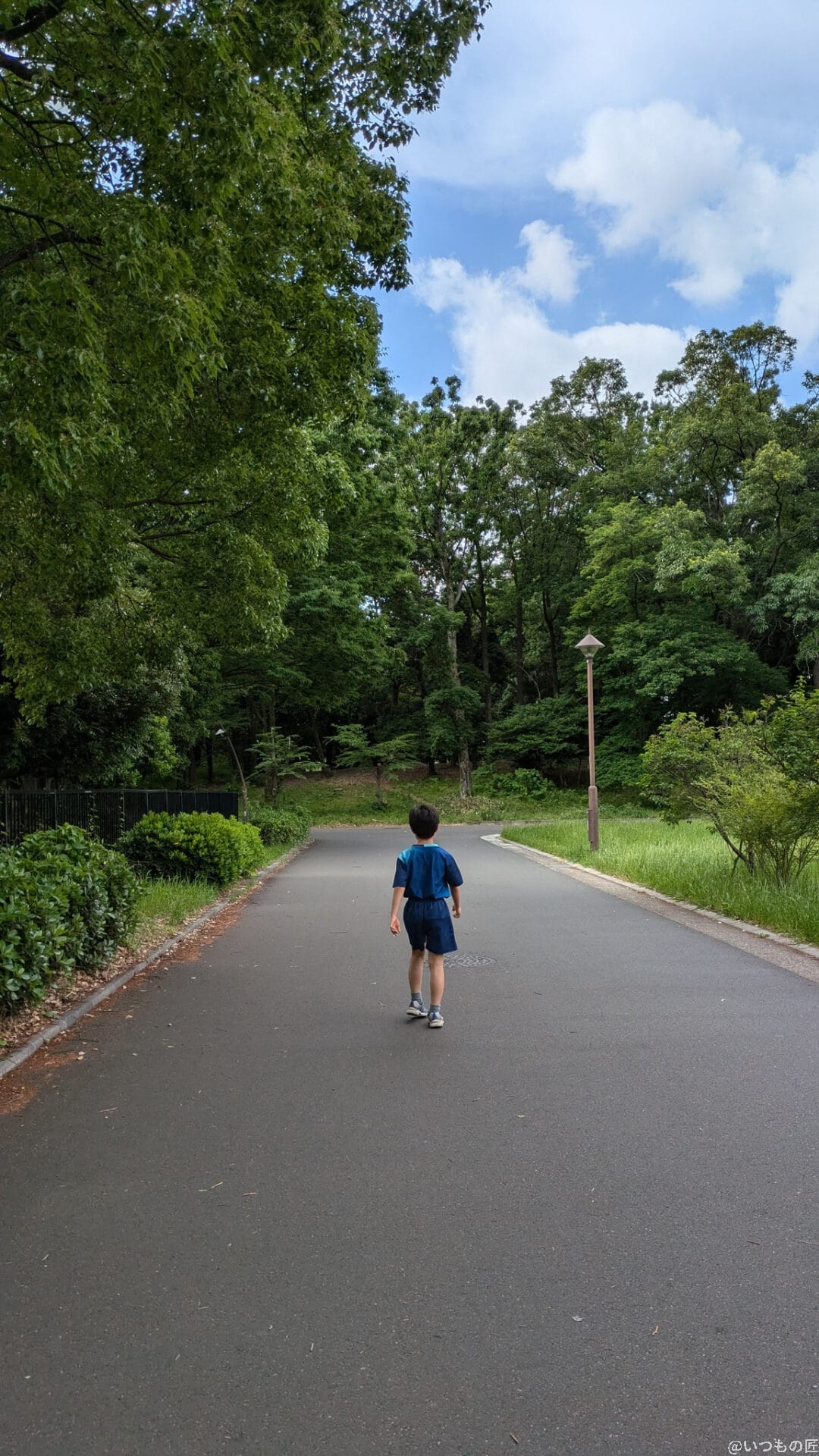 google pixel 8aで撮影した人物写真 | モバイル比較レビュー.jp Google Pixel 8a カメラ Google Pixel 8aで撮影した人物写真