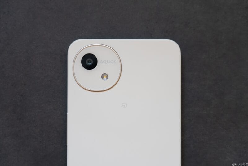 6 | モバイル比較レビュー.jp AQUOS wish4 レビュー
AQUOS wish4のカメラ部分