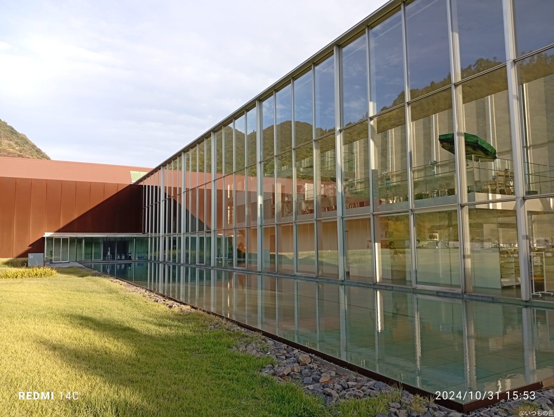 Xiaomi Redmi 14C カメラ
Xiaomi Redmi 14C で撮影した風景写真
