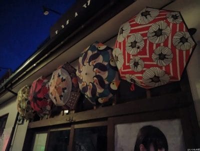 aquos wish4 カメラで暗所撮影した写真 | モバイル比較レビュー.jp moto g64 5G カメラ AQUOS wish4 カメラで暗所撮影した写真