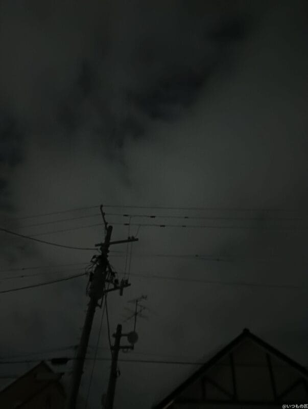 oppo a79 5gで暗所撮影した写真 | モバイル比較レビュー.jp OPPO A3 5G レビュー OPPO A79 5Gで暗所撮影した写真