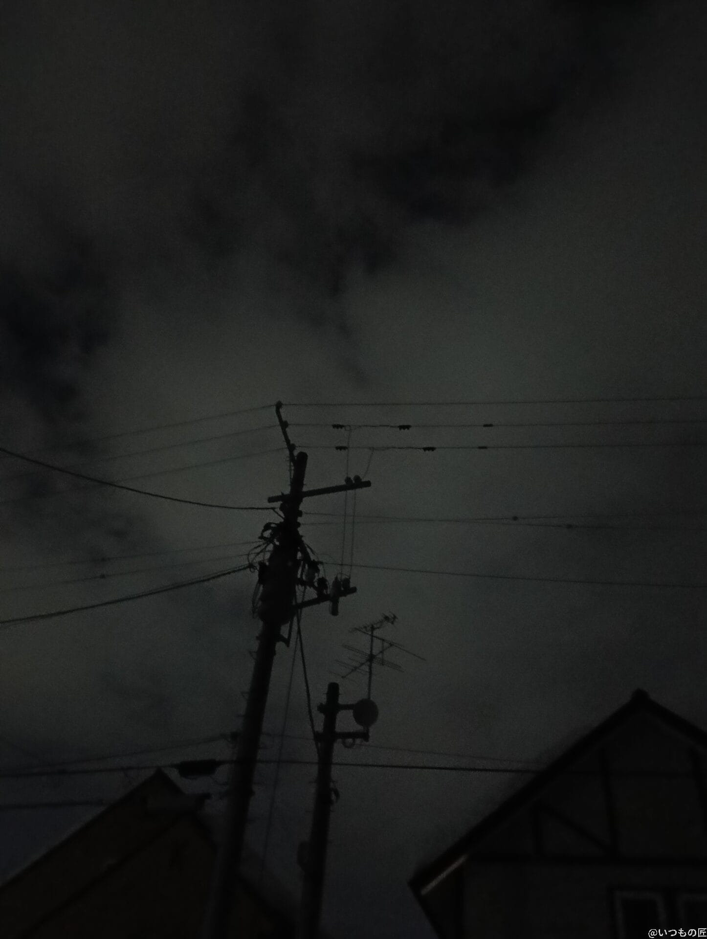 OPPO A3 5G レビュー
OPPO A3 5G 暗所で撮影した風景写真