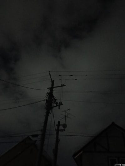 oppo a3 5g 暗所で撮影した風景写真 | モバイル比較レビュー.jp OPPO A3 5G レビュー OPPO A3 5G 暗所で撮影した風景写真