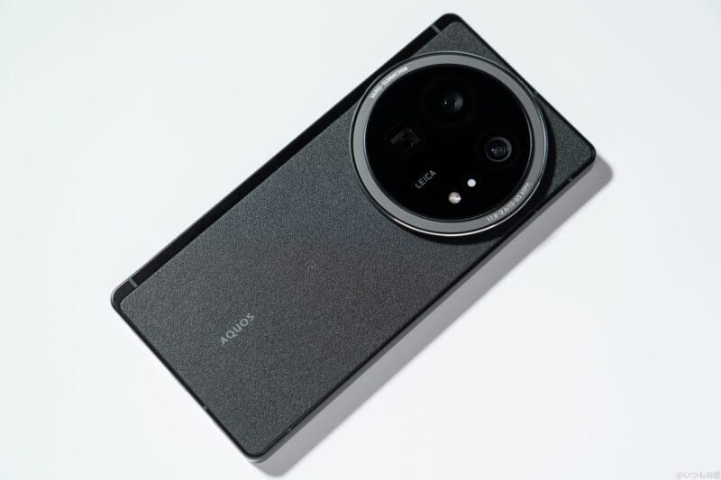 AQUOS R9 pro カメラ AQUOS R9 pro本体のイメージ図