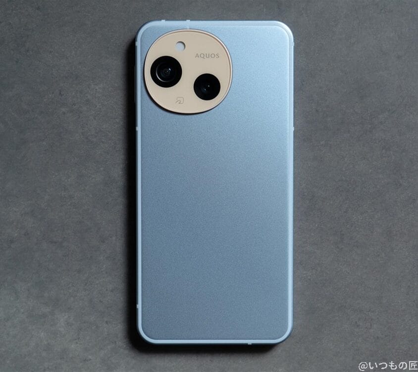 aquos sense9背面のデザイン | モバイル比較レビュー.jp AQUOS sense9 背面のデザイン