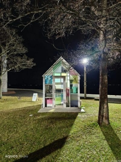 aquos r9 proで暗所撮影した風景写真 | モバイル比較レビュー.jp AQUOS R9 pro カメラ AQUOS R9 proで暗所撮影した風景写真