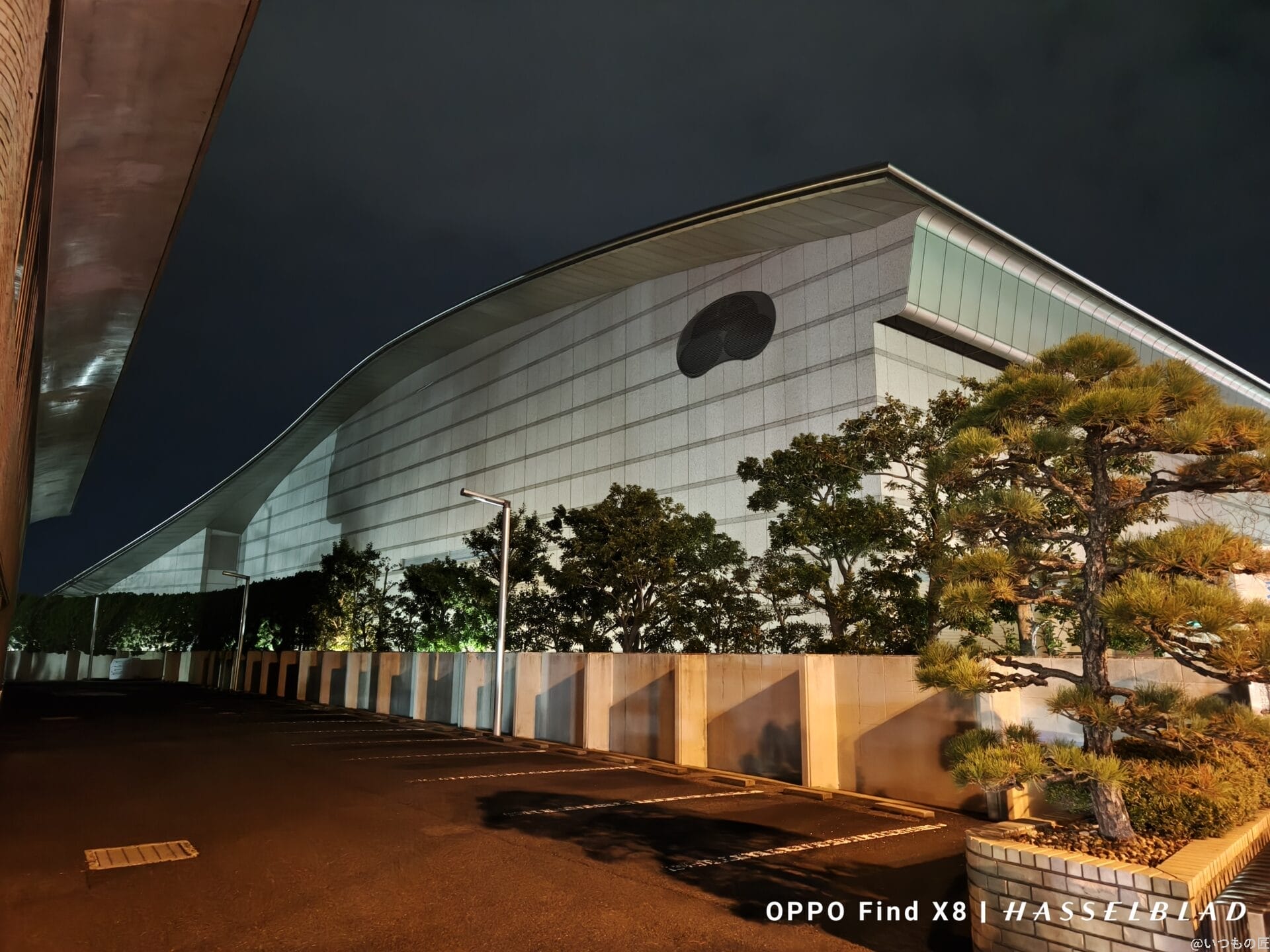 OPPO Find X8 カメラ
OPPO Find X8で撮影した夜景写真