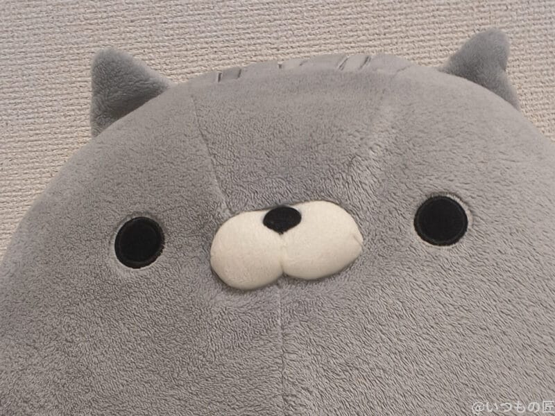 グレーのクマのぬいぐるみ | モバイル比較レビュー.jp motorola edge 60s pro カメラ グレーのクマのぬいぐるみ