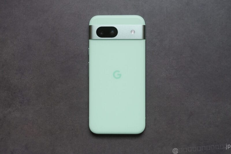 google pixel 8a デザインイメージ | モバイル比較レビュー.jp Google Pixel 9a レビュー Google Pixel 8a デザインイメージ