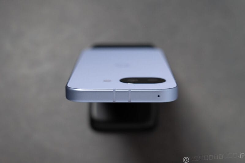google pixel 9a カメラの出っ張り | モバイル比較レビュー.jp Google Pixel 9a レビュー Google Pixel 9a カメラの出っ張り