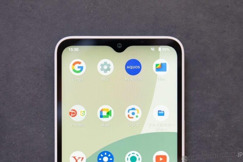 AQUOS wish5 レビュー
AQUOS wish4の雫型のインカメラ